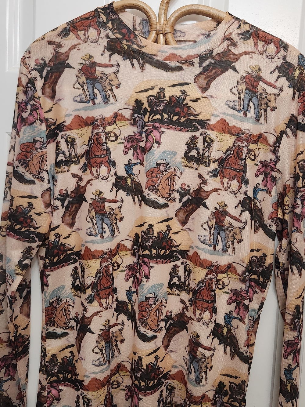 Women's, Long-Sleeved Western Cowboy Print Shirt - Beige Multi. 1XL.
